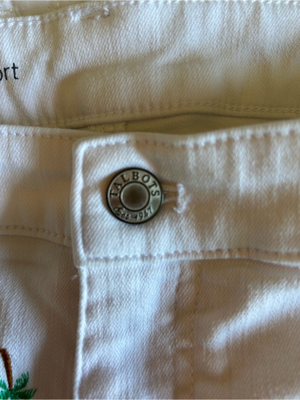 🌴🦩Talbots White Denim 7” Mid-rise Shorts Pink Flamingo & Green Palm Embroidery - Picture 6 of 11